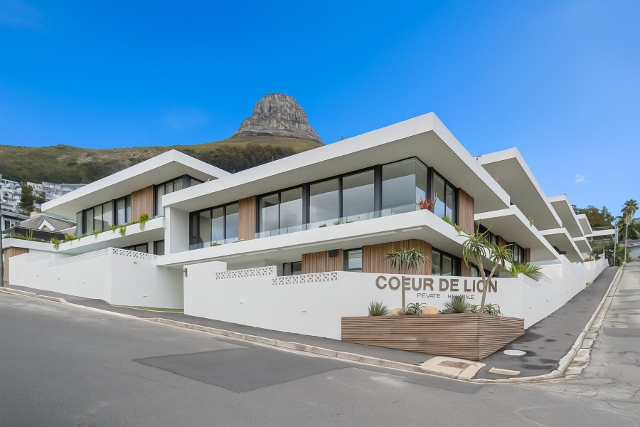 4 Bedroom Property for Sale in Fresnaye Western Cape
